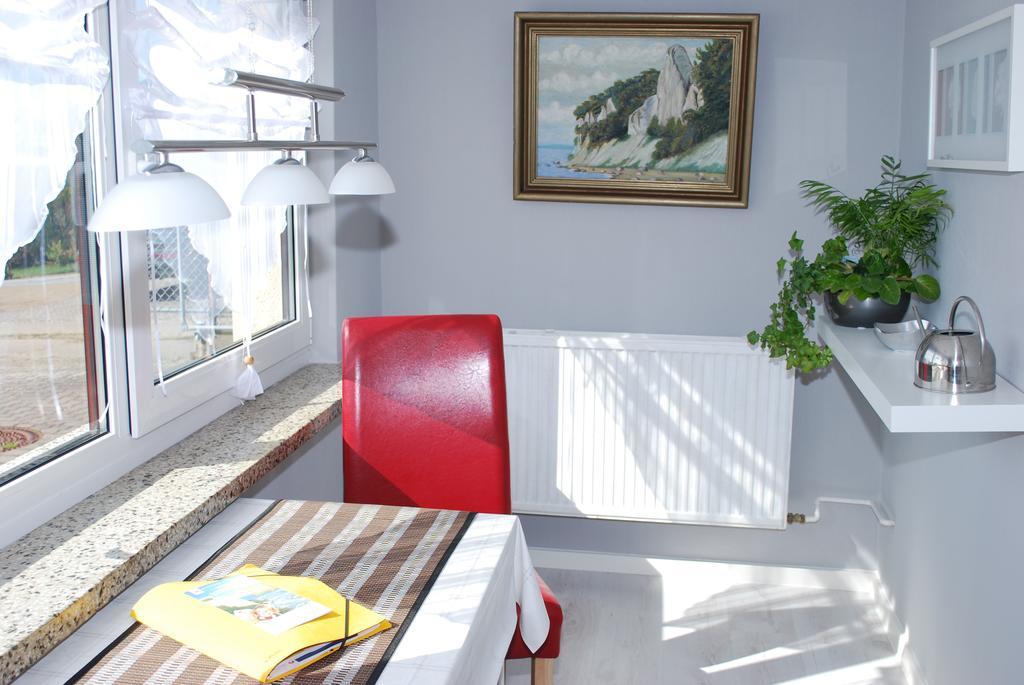 Appartement Ferienunterkuenfte Familie Panter à Sassnitz Extérieur photo